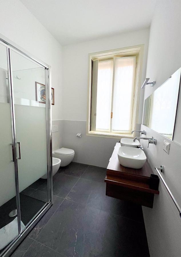 Cozy Duomo - Elegant & Quiet, 300M From Cathedral Appartement Milaan Buitenkant foto