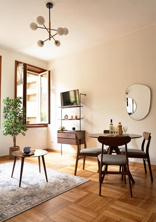 Cozy Duomo - Elegant & Quiet, 300M From Cathedral Appartement Milaan Buitenkant foto